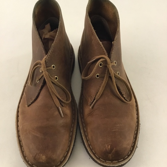 Mens Clarks Distressed Brown Chukka Boot 8